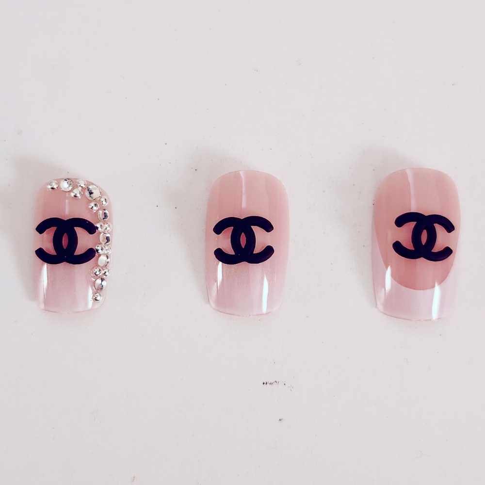 Luxury Nail Charms Black